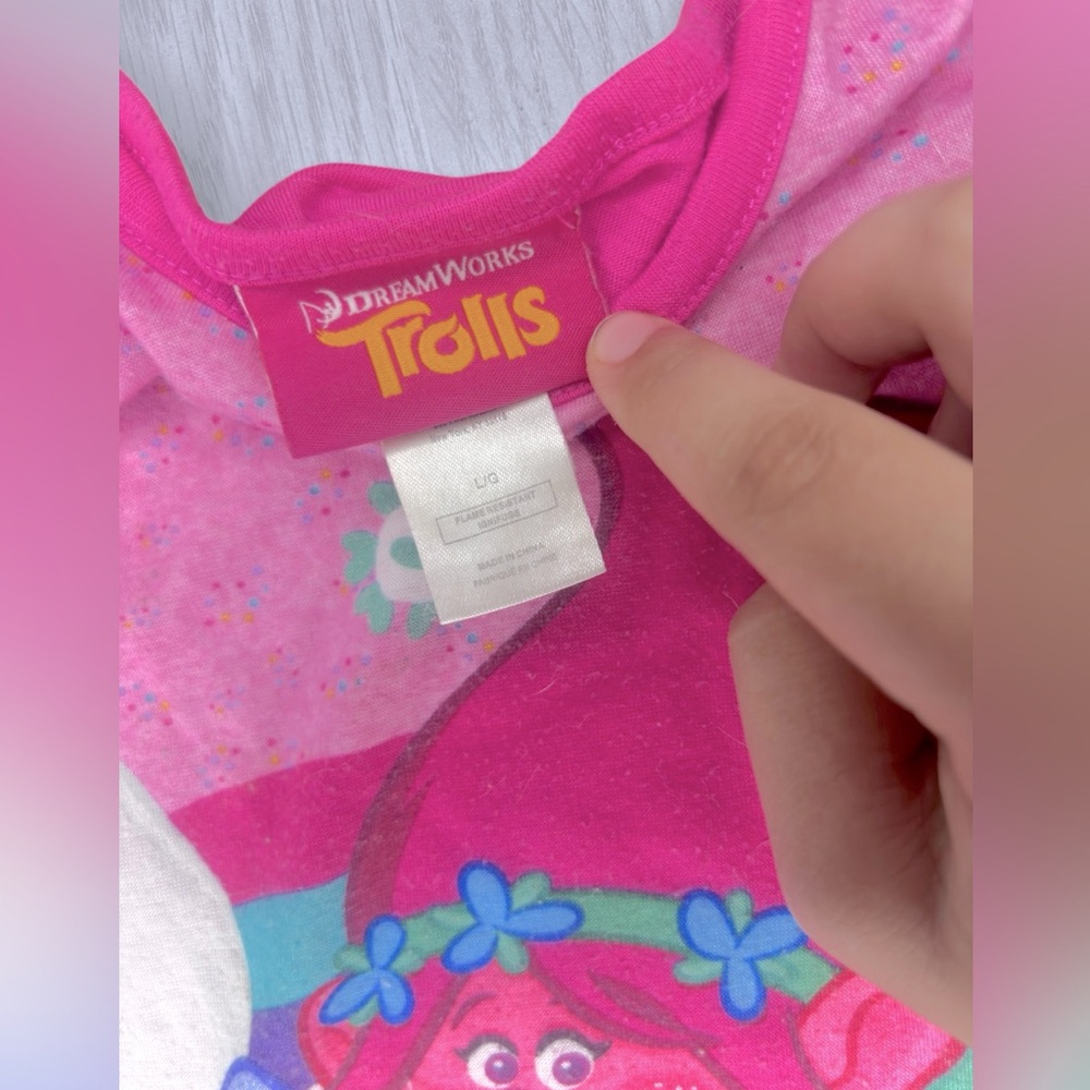 Girls Trolls Short Sleeve Pajama Top - Picture 5 of 8